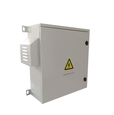 地上に設置された太陽光発電システム 6kw 通信基地局用